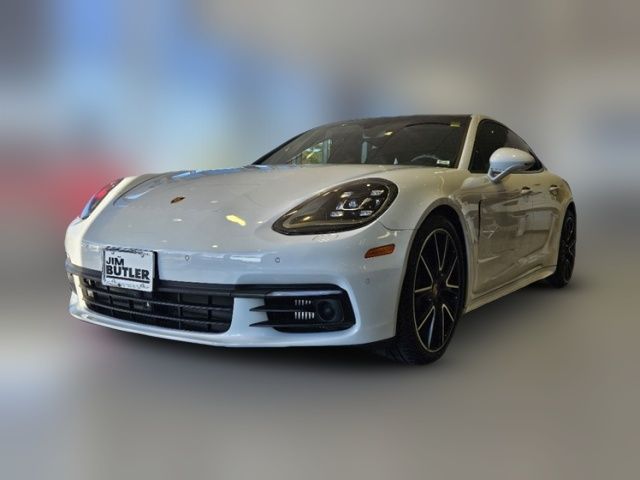 2018 Porsche Panamera 4S