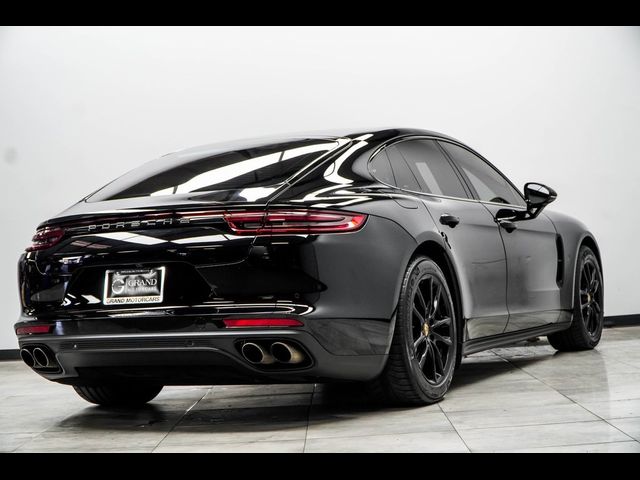 2018 Porsche Panamera 4S