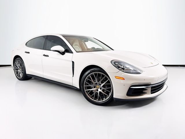 2018 Porsche Panamera 4S