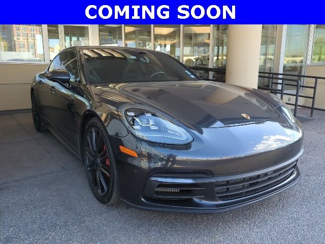 2018 Porsche Panamera 4S