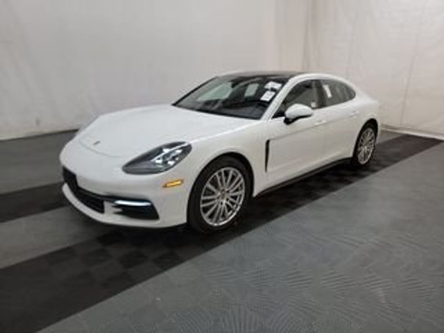 2018 Porsche Panamera 4S