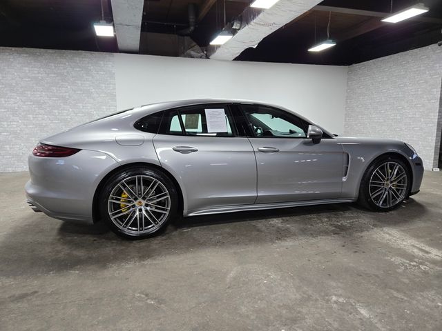 2018 Porsche Panamera 4S