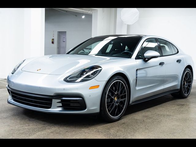 2018 Porsche Panamera 4S