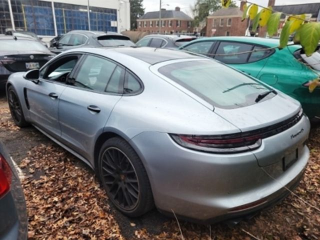 2018 Porsche Panamera 4S