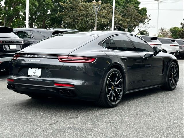 2018 Porsche Panamera 4S