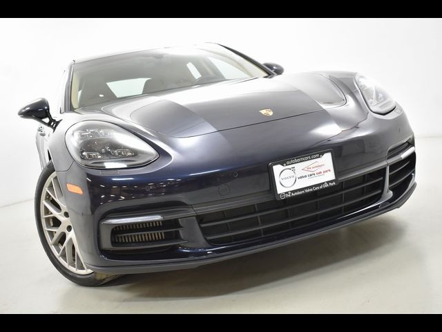 2018 Porsche Panamera 4S