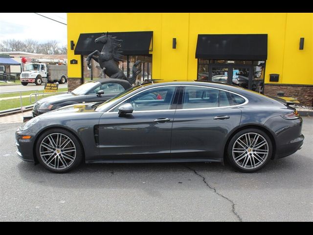 2018 Porsche Panamera 4S