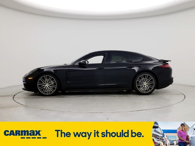 2018 Porsche Panamera 4S