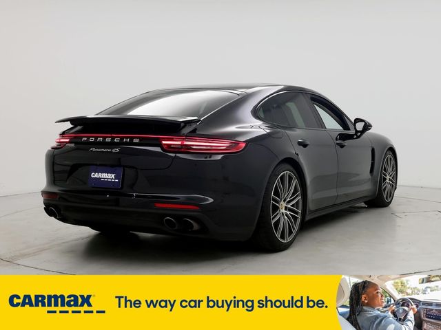 2018 Porsche Panamera 4S