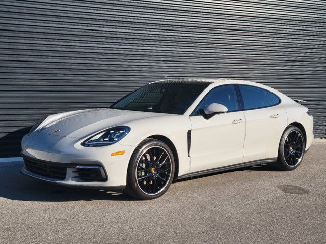 2018 Porsche Panamera 4S