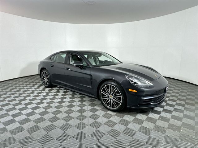 2018 Porsche Panamera 4S