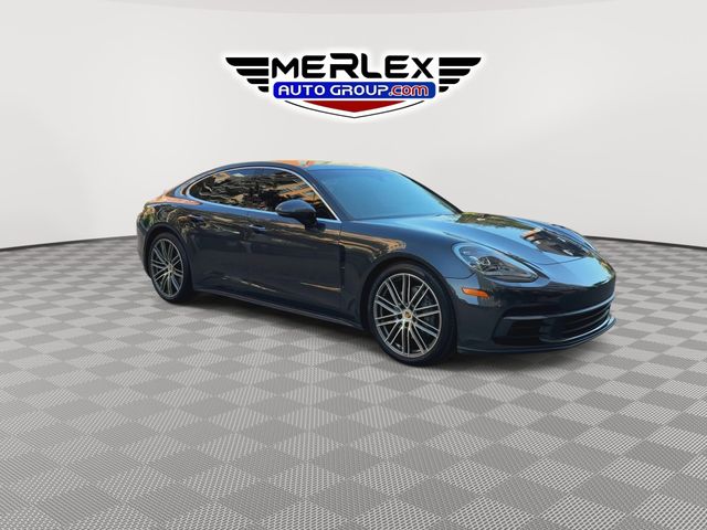 2018 Porsche Panamera 4S