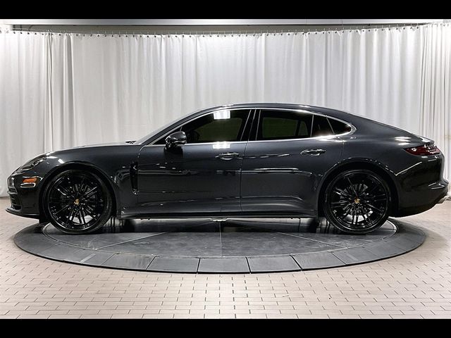 2018 Porsche Panamera 4S