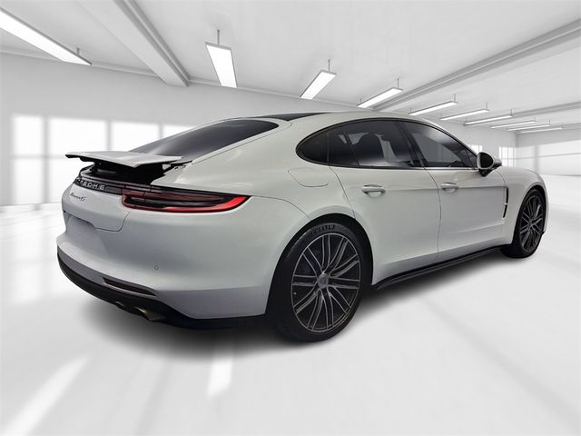 2018 Porsche Panamera 4S