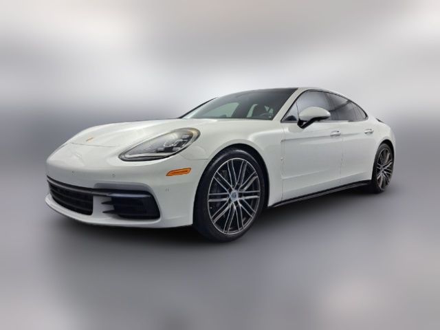 2018 Porsche Panamera 4S