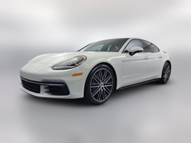 2018 Porsche Panamera 4S