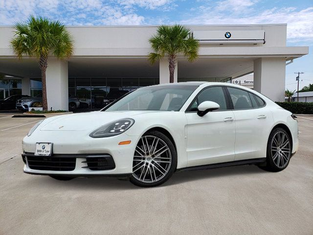 2018 Porsche Panamera 4S