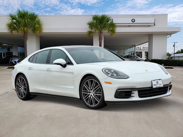 2018 Porsche Panamera 4S