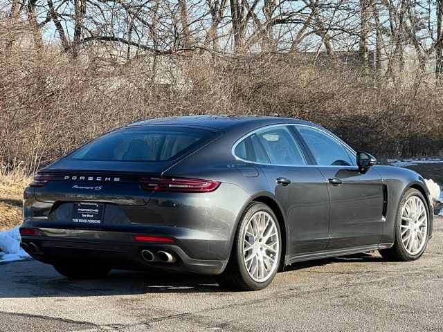 2018 Porsche Panamera 4S