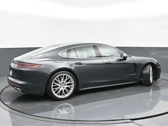 2018 Porsche Panamera 4S