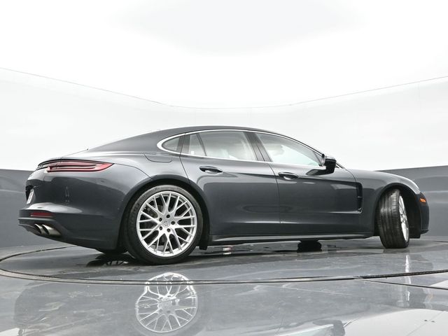 2018 Porsche Panamera 4S