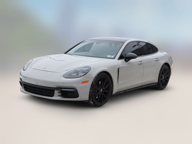 2018 Porsche Panamera 4S