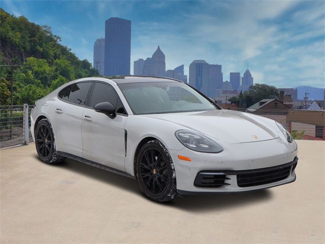 2018 Porsche Panamera 4S