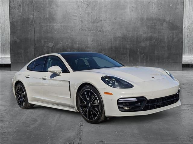 2018 Porsche Panamera 4S