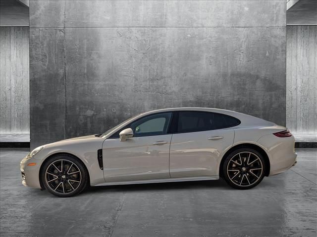 2018 Porsche Panamera 4S