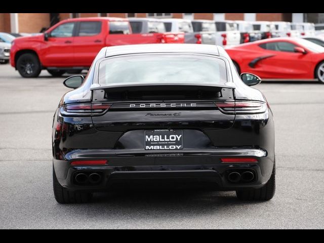 2018 Porsche Panamera 4S