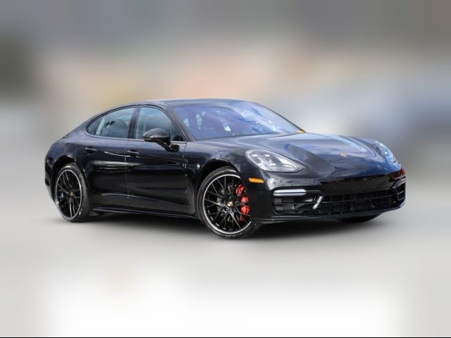 2018 Porsche Panamera 4S