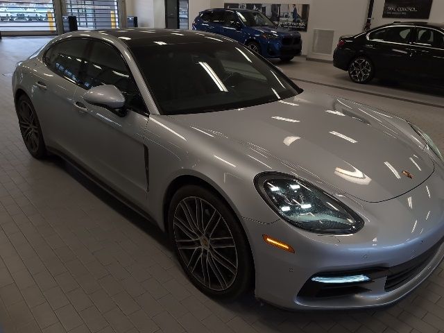 2018 Porsche Panamera 4S