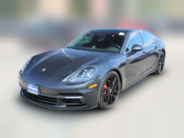 2018 Porsche Panamera 4S