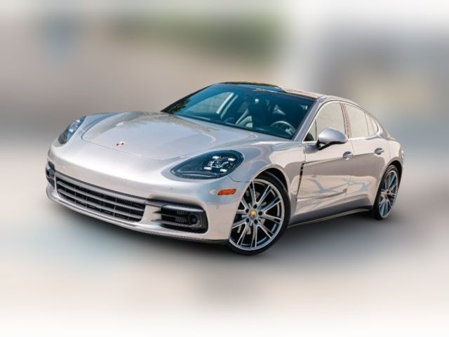 2018 Porsche Panamera 4S