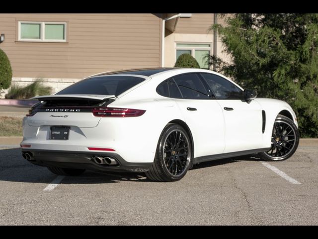 2018 Porsche Panamera 4S