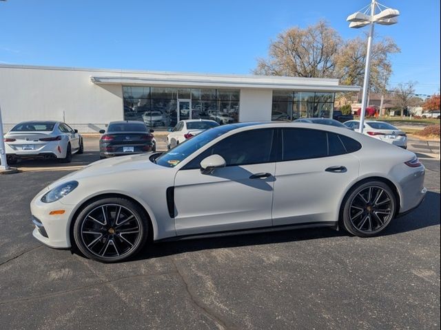 2018 Porsche Panamera 4S