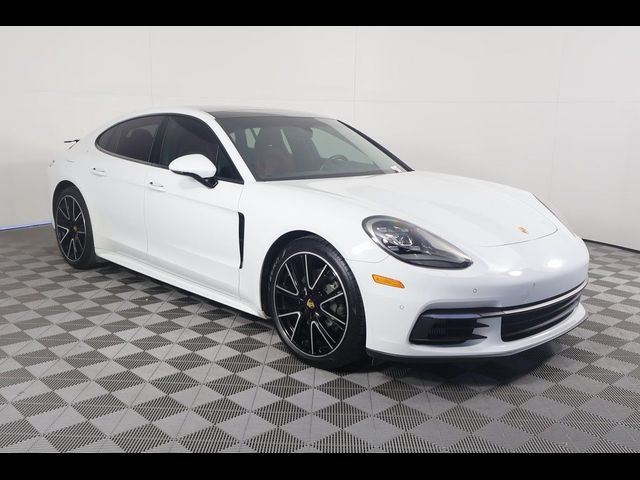 2018 Porsche Panamera 4S