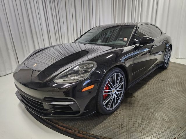 2018 Porsche Panamera 4S