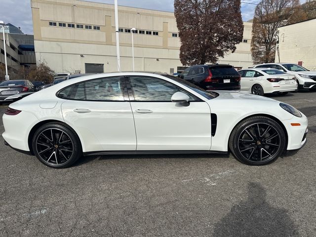 2018 Porsche Panamera 4S
