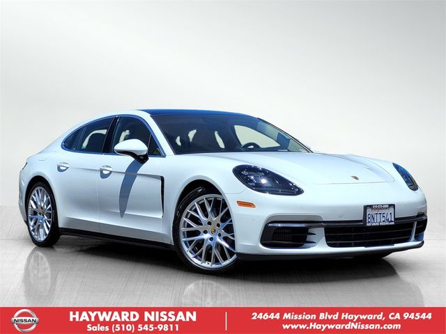 2018 Porsche Panamera 4S