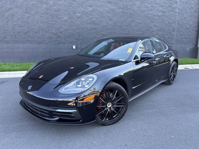 2018 Porsche Panamera 4S