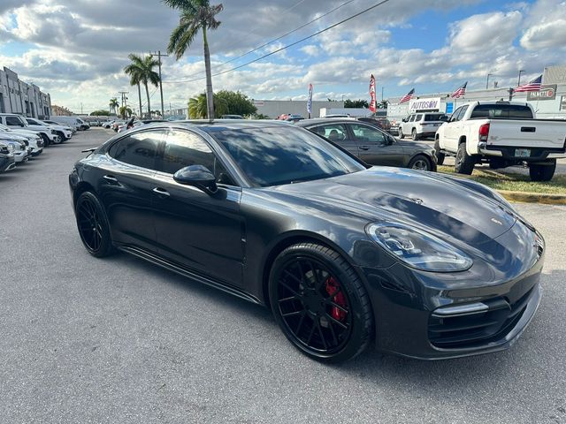 2018 Porsche Panamera 4S