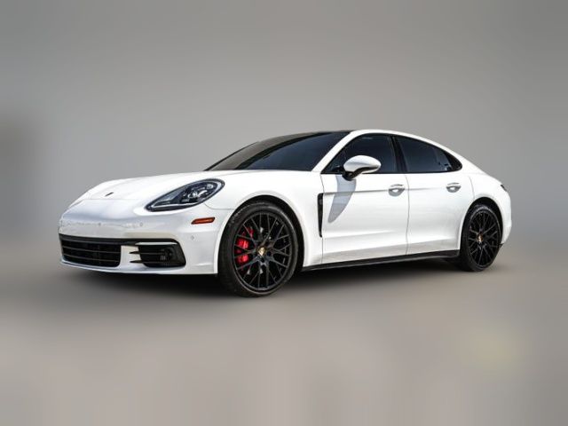 2018 Porsche Panamera 4S