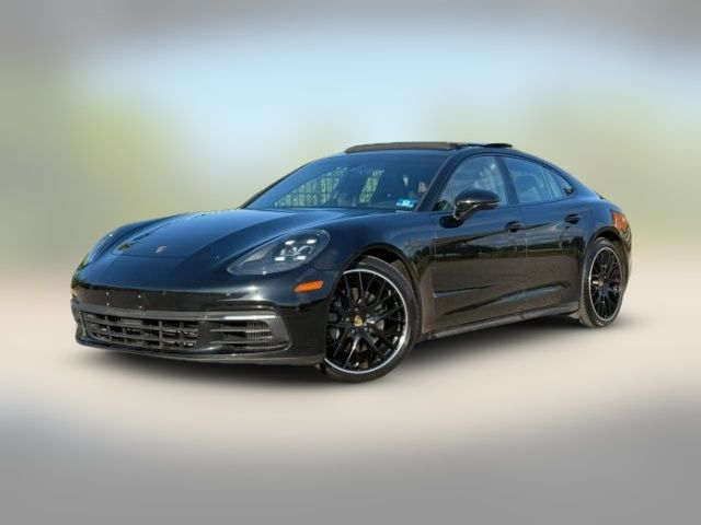2018 Porsche Panamera 4S