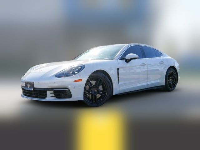 2018 Porsche Panamera 4S