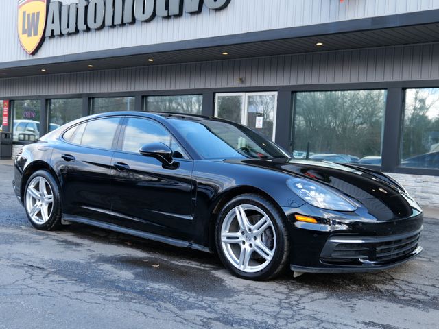 2018 Porsche Panamera 4