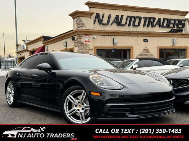 2018 Porsche Panamera 4