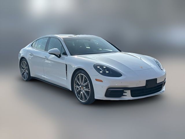 2018 Porsche Panamera 4