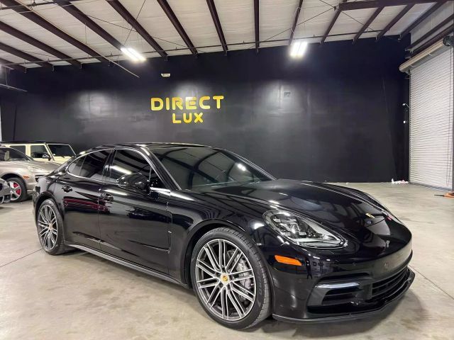 2018 Porsche Panamera 4