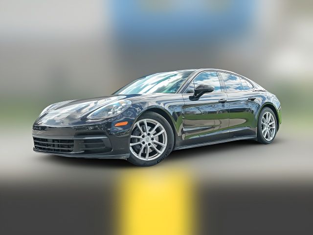 2018 Porsche Panamera 4